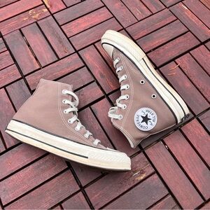 Converse Chuck Taylor canvas high top shoes women size 7 men 5